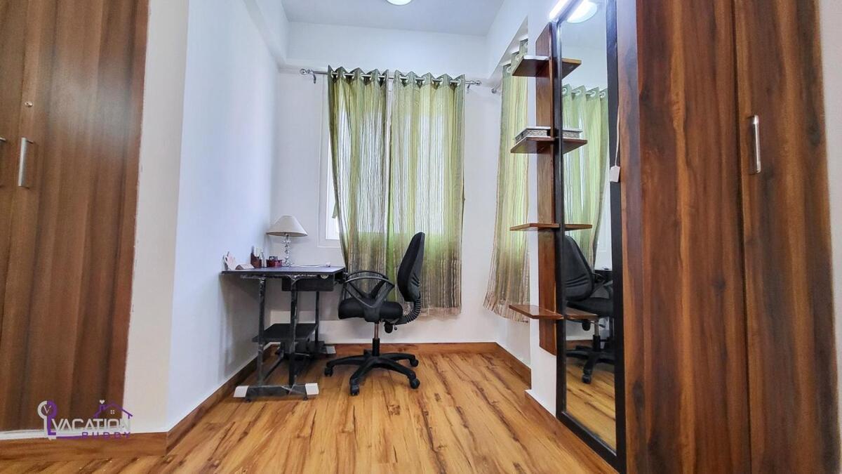 Vacationbuddy Cat's Den 3bhk Penthouse Vasant Kunj Apartment *